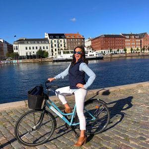 Meet your Posher, Ashley